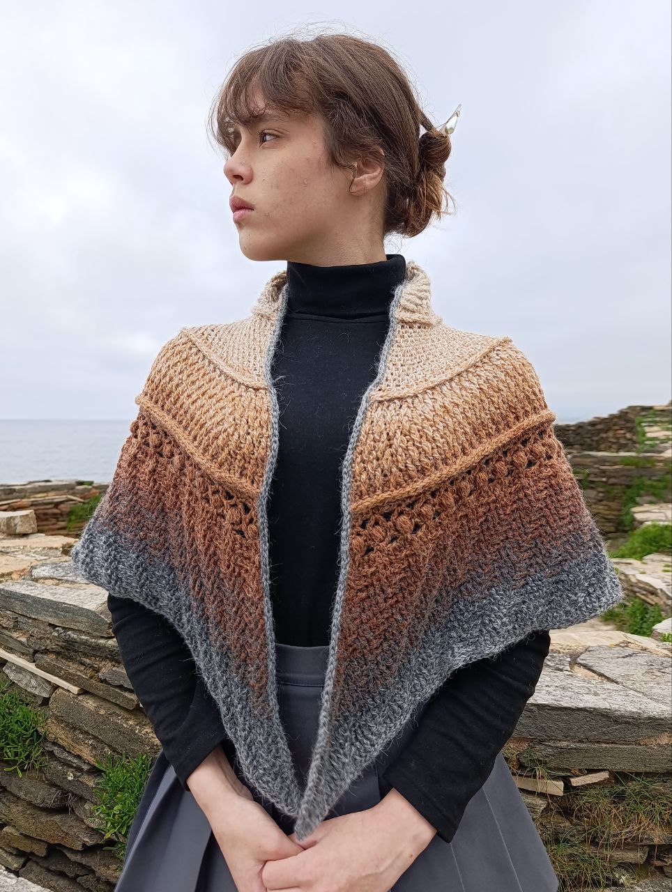 Chal Awen a crochet abertura delante